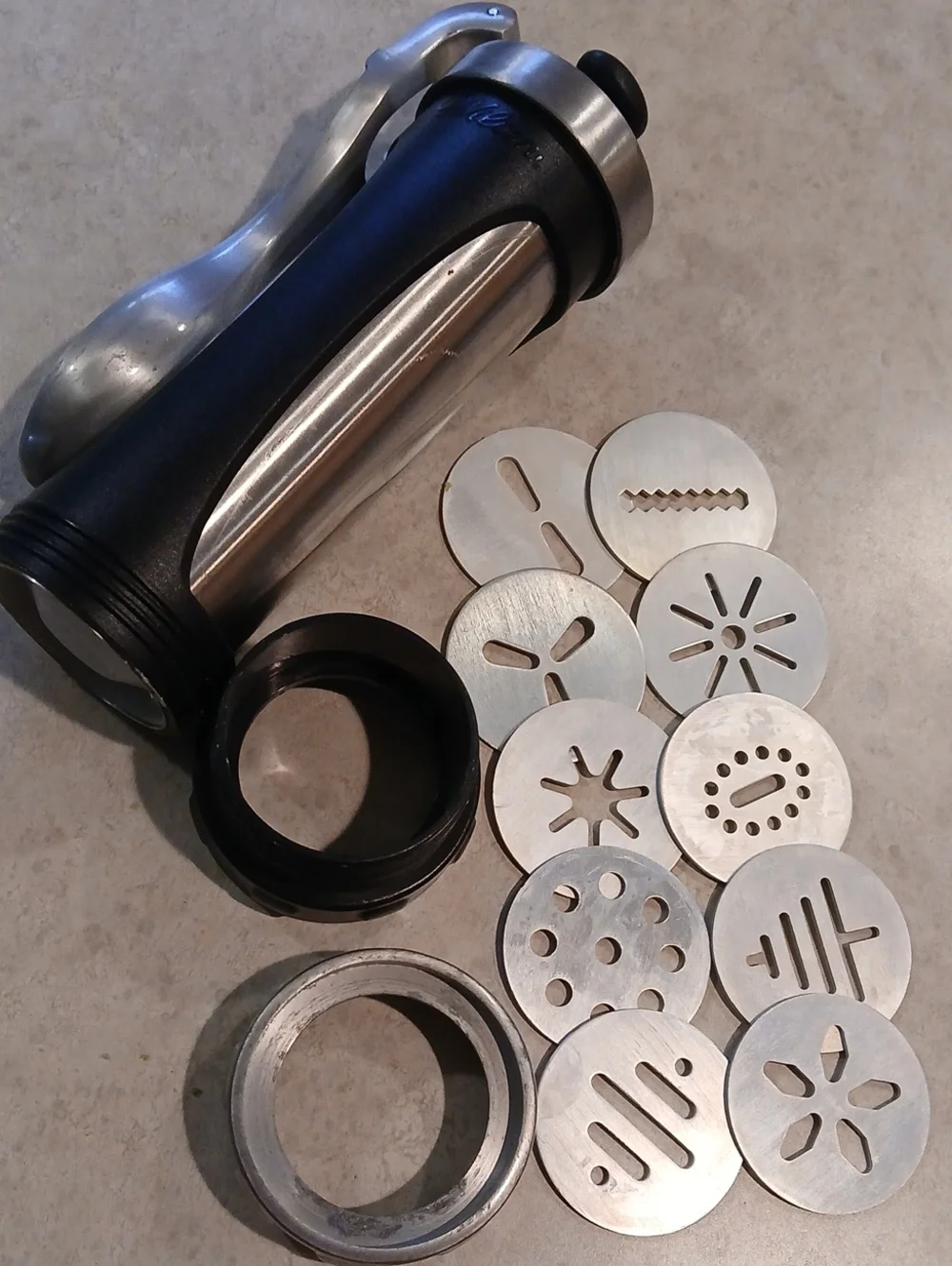 Wilton Cookie Press with 10 Design Discs